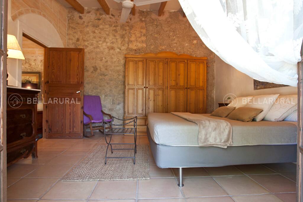 double bedroom downstairs with extra large bed