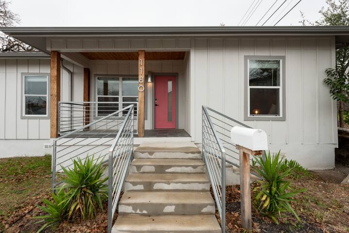 Little East Austin Room