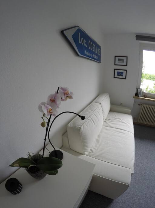 Your place - This is a private room with a SHARED bathroom for 1 or 2 people only.