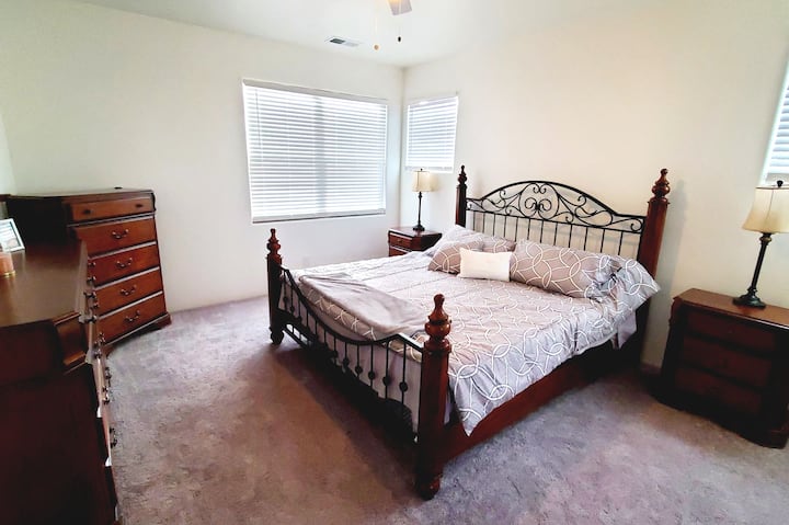 Основна спалня 