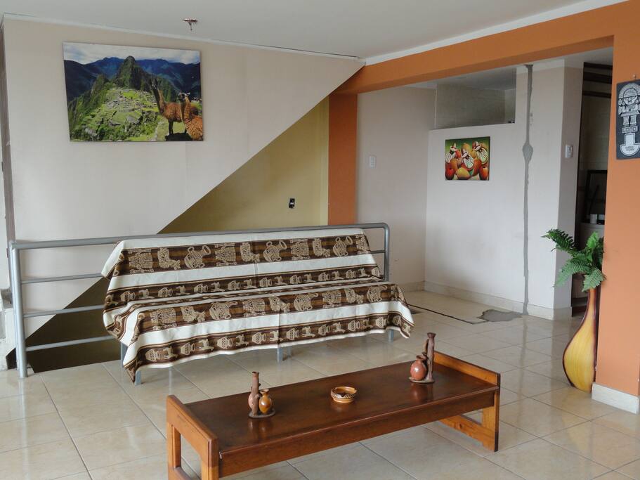 Living Room / Sala de estar