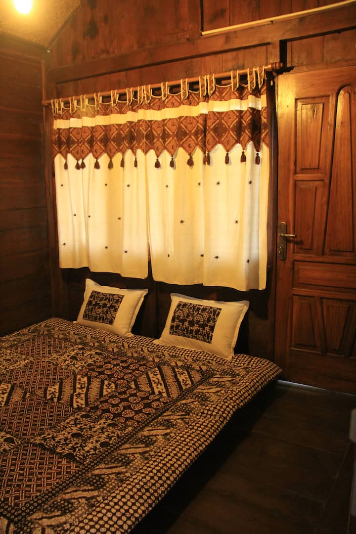 Спална соба 2 (горе)