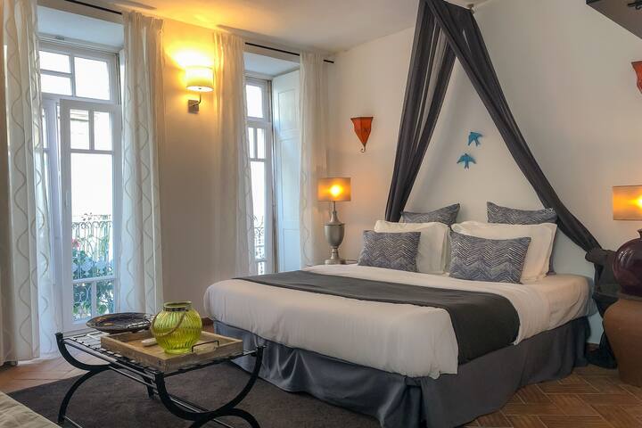 Stylish 1BR Suite in Tavira's Historical Centre