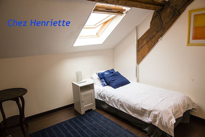 Spavaća soba na drugom katu