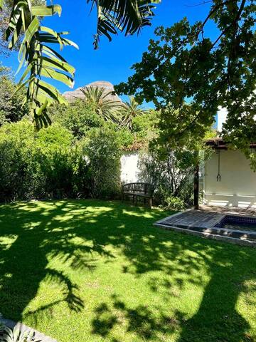 Table Mountain views oasis escape family home gallery image 2