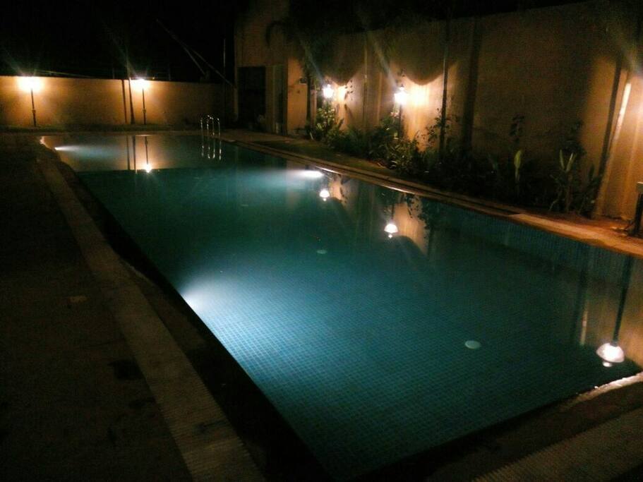Swimming pool