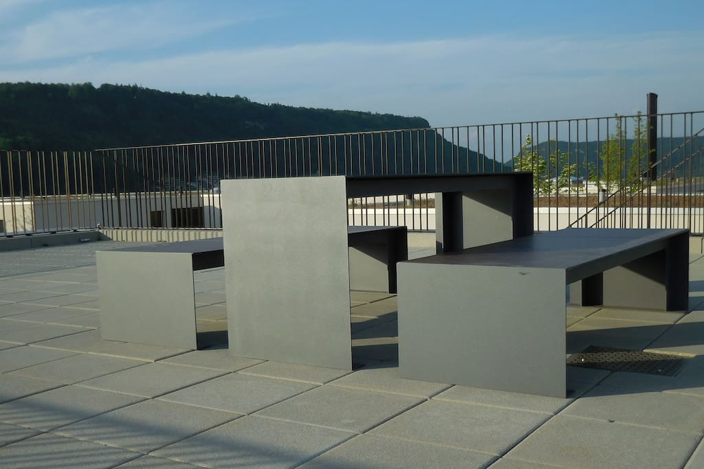Zugang zu chilliger Dachterrasse