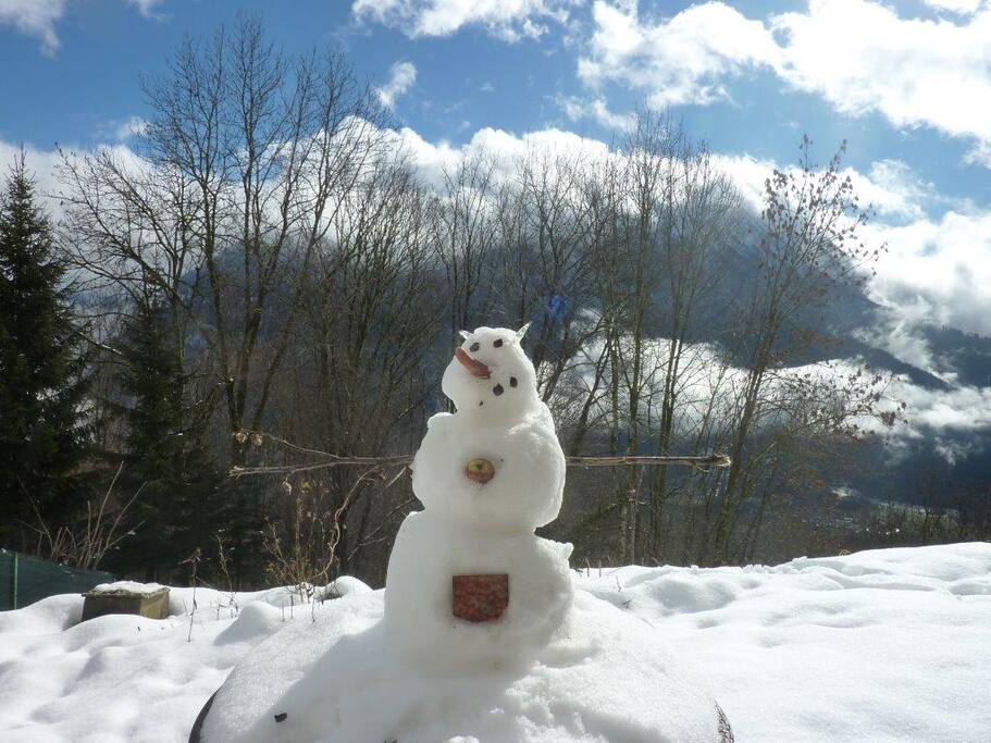 Il ne logera pas dans la maison :-)