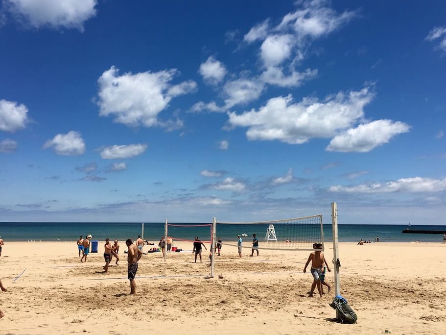 Osterman Beach on Lake Michigan is just a 5 min walk. Relaxing, free wifi, clean bathrooms, beach bar with food/drinks!