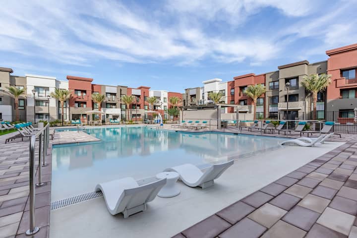 Newly Constructed Two Bedroom Unit In Chandler - Chandler, AZ