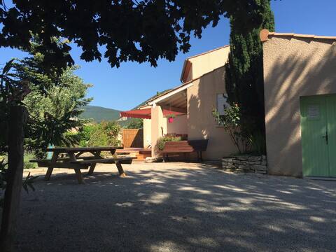 Villa L'Ardèchoise the ViaRhôna stage