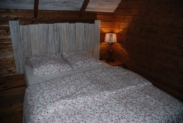 Chambre avec 1 couchage double