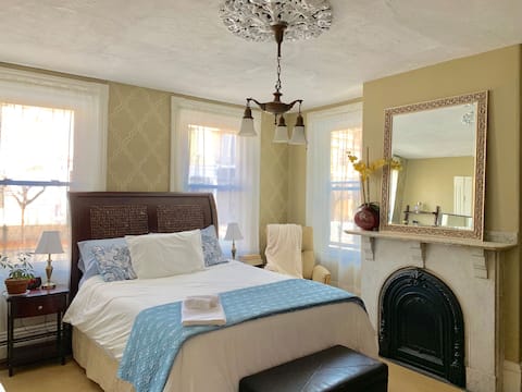 Charming, spacious gem in heart of City