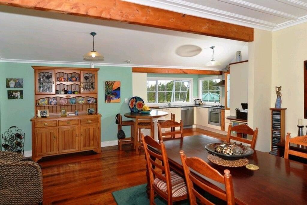 Dining area, looking into kitchen