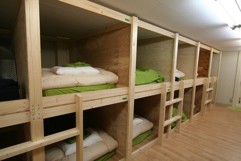 ドミトリー全体はこんな感じになっています。
Beds look like this.