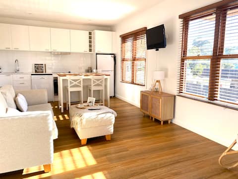 Popular Airbnb listing: Terrigal beach house on Quarang in Terrigal