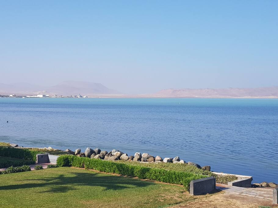 Vista frontal de la casa