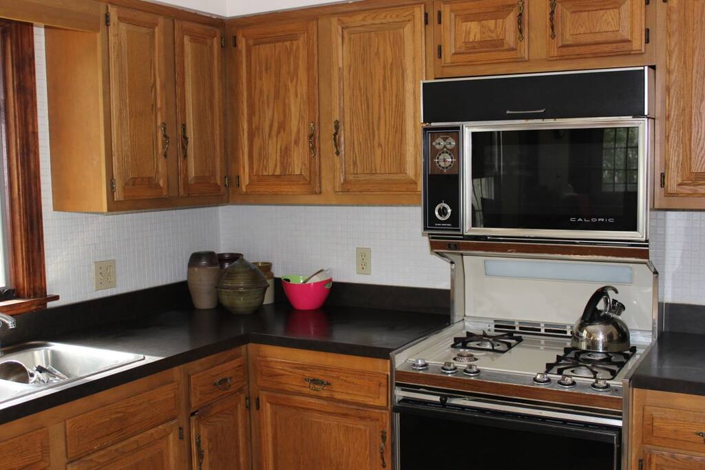 most don't cook on vacation, but everything works