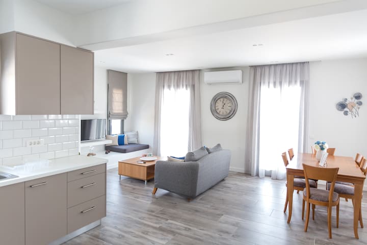 Santorini Salt -Elia home