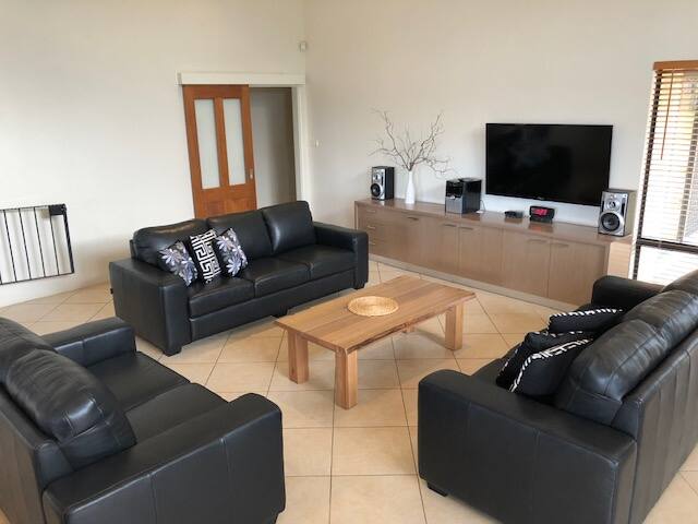 Banksia Cove gallery image 4