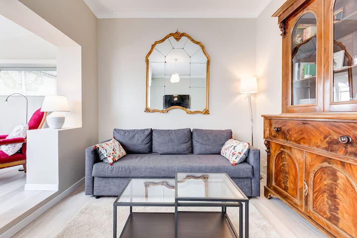 Magnificent penthouse with terrace and view!