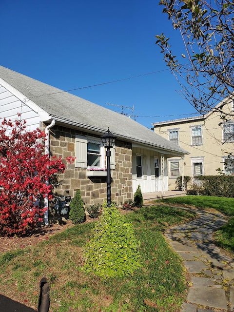 Cute Cape Cod in Lancaster County