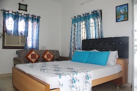 Airport Pickup/Private Budget Room/Longstay/Porur