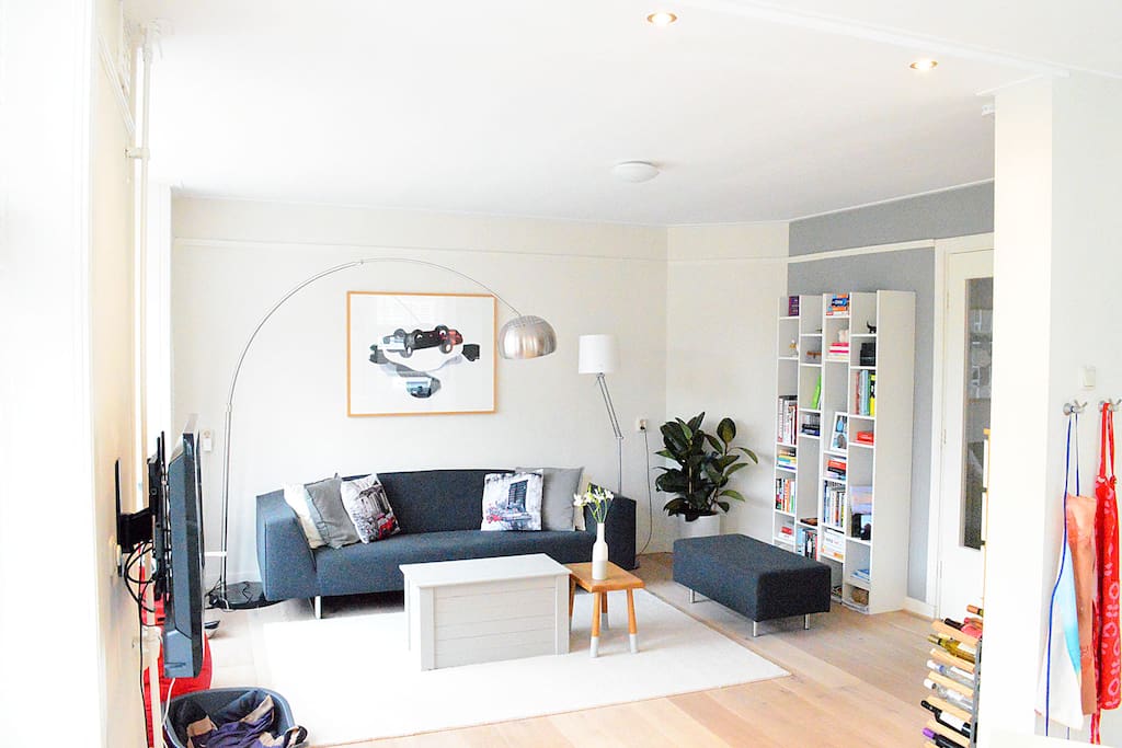 Living with modern and comfi couch designed by my lovely father!
