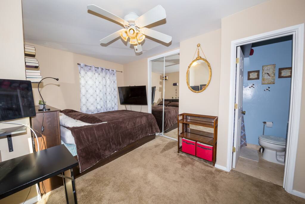 Private Bedroom 1