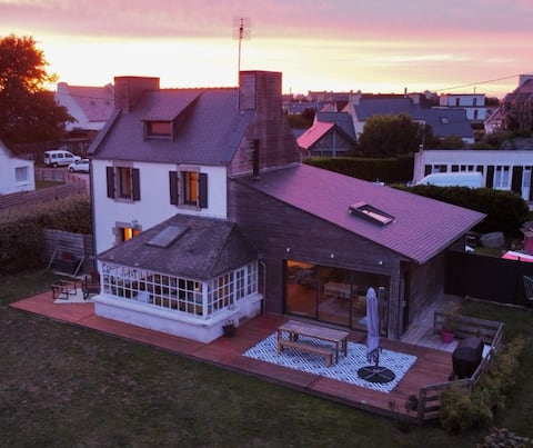 Successful Airbnb property: Beautiful family home 2 steps from the beach in Plouescat