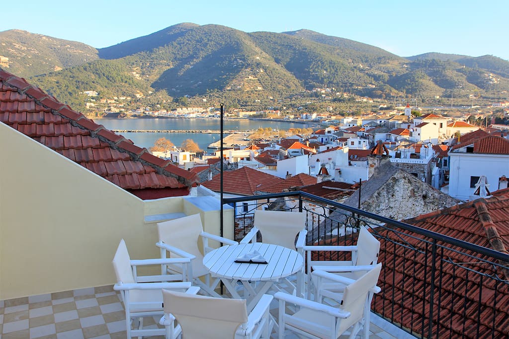 With all day sun, roof terrace has new outdoor furniture.