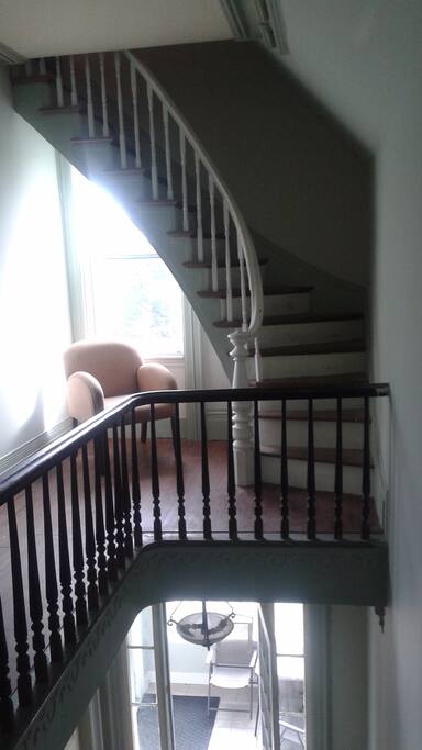 sweet attic apartment for 2