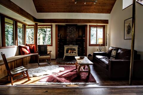The Cabin at Langley (on Whidbey Island)