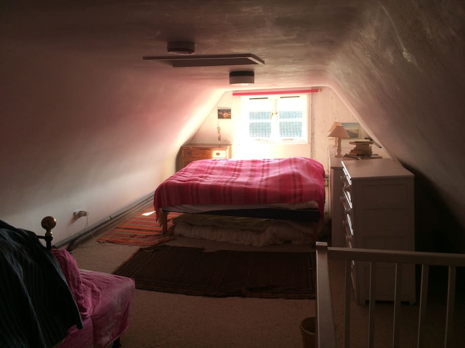 spacious bedroom