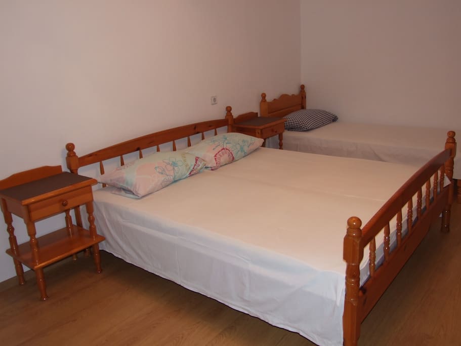Schlafzimmer 3