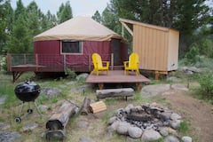 Yurt+Next+to+Clarks+Fork+of+Yellowstone+River