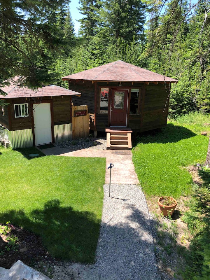 Top 10 Airbnb Vacation Rentals Near Silverwood Theme Park, Trip101