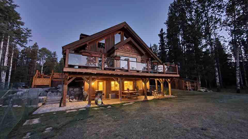 best cabins in Alberta