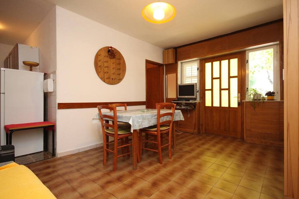 Dining room, Surface: 14 m²