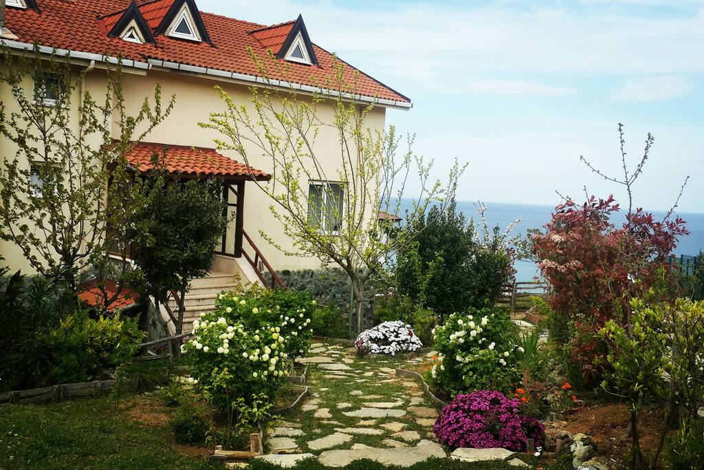 Deniz ve Doğanın kucağında huzur&hellip;.. İstanbul şehrinde Kiralık