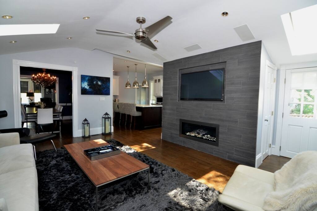 Family room facing kitchen.