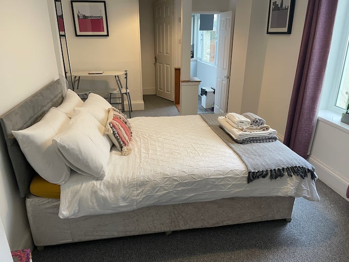 Top 21 Airbnb Vacation Rentals In Plymouth, Great Britain Updated