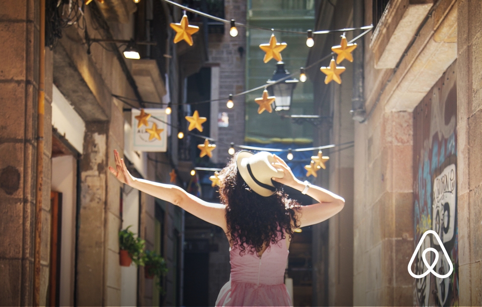 1 Instagram Photoshoot Empty Barcelona Airbnb