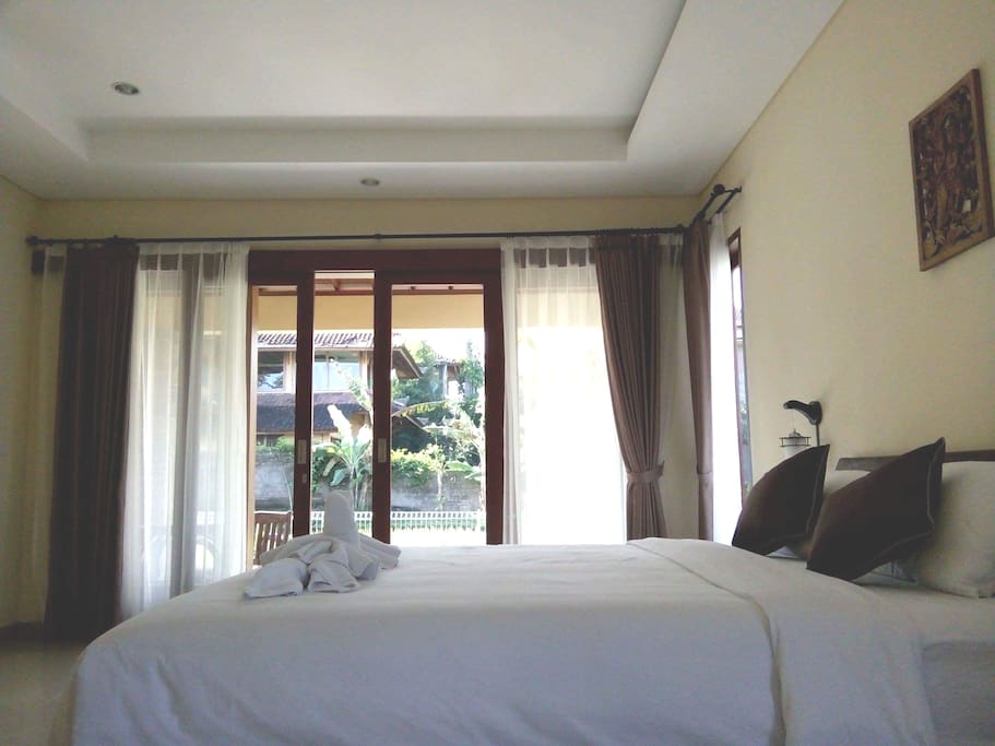 Deluxe Double Bedroom