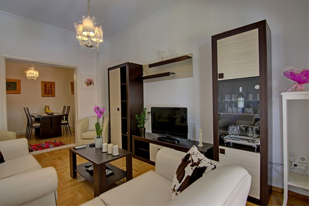 Living & Dinning Room