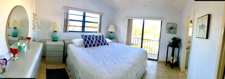 غرفة النوم الرئيسية. 