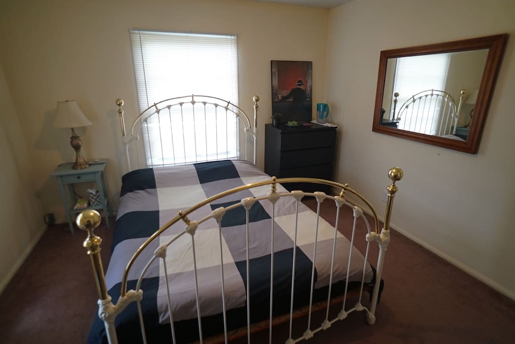 private room with queen bed