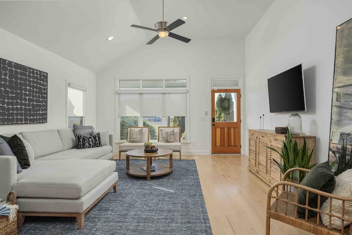 The South House: Walkable, Pet & Family Friendly - Chattanooga, TN