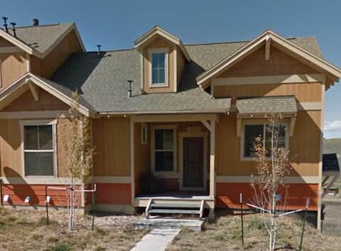 Popular Airbnb listing: Beautiful Townhome in Granby Ranch in Granby