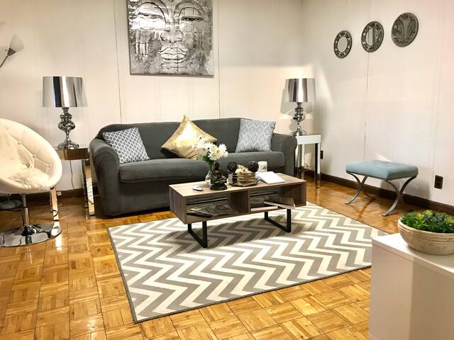 Sunny Duplex in Brooklyn’s Best Area gallery image 2